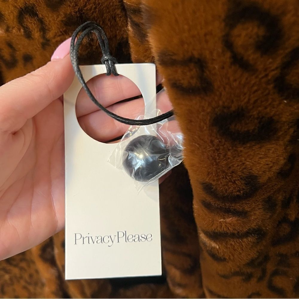 Revolve, Privacy Please Addison Coat in Leopard - Picture 9 of 12